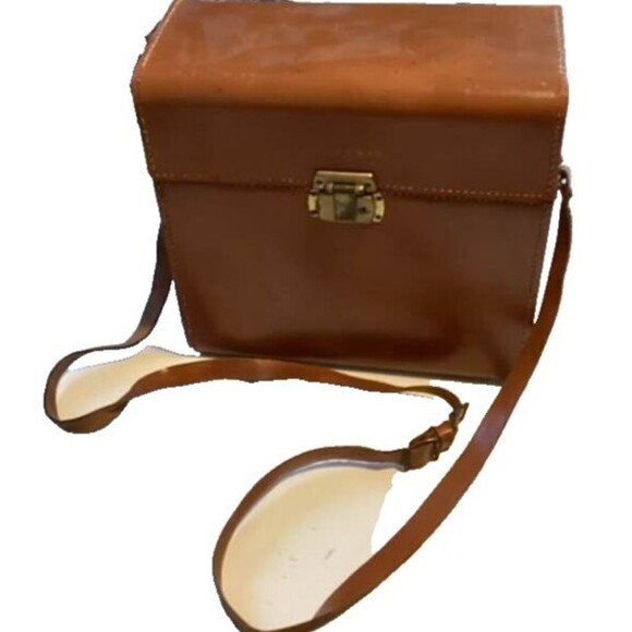 Polaroid Leather Case 309 Flash Gun 202 Close Up Lens 540 Sylvania Bulbs Lot VTG - Picture 2 of 16